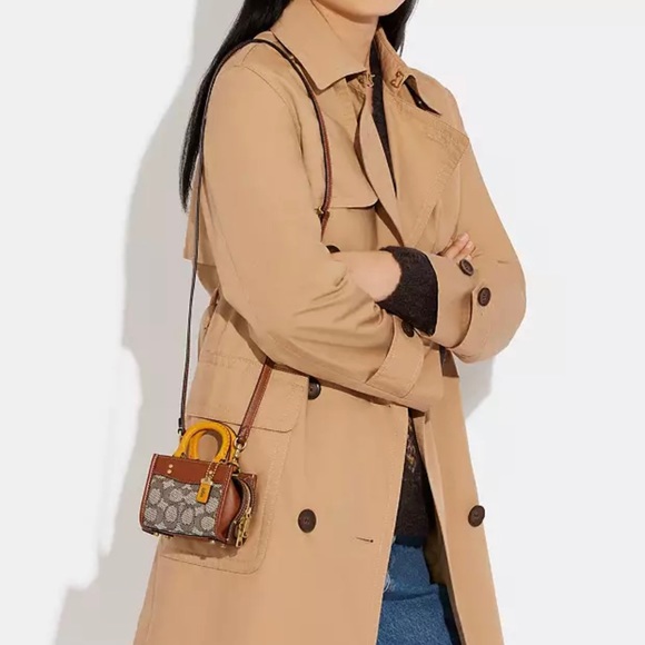 On Hold - Sale pending : Rogue 12 In Signature Textile Jacquard - Picture 5 of 5